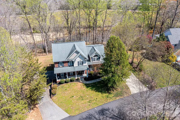 $590,000 | 2586 Henry Falls Drive, Hickory, NC 28602