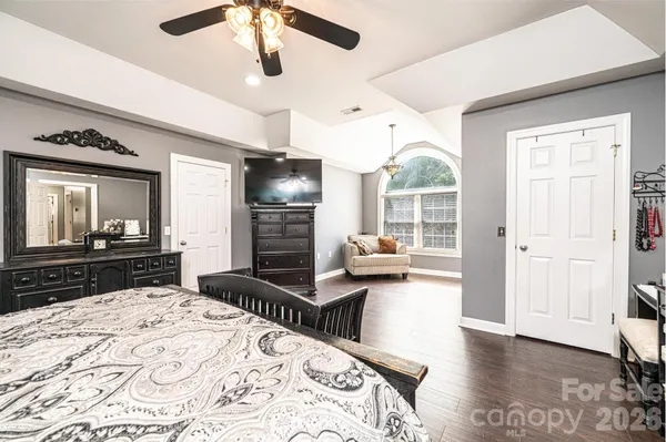 $590,000 | 2586 Henry Falls Drive, Hickory, NC 28602