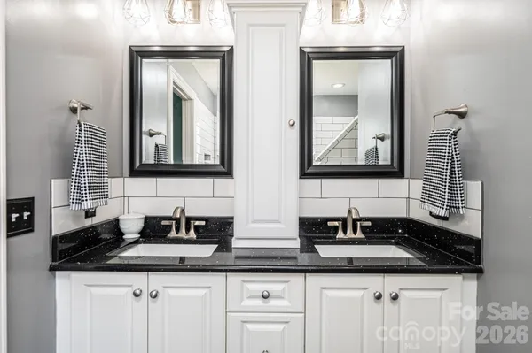 $590,000 | 2586 Henry Falls Drive, Hickory, NC 28602