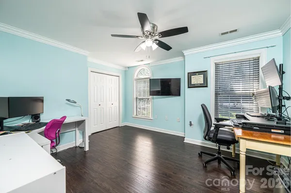 $590,000 | 2586 Henry Falls Drive, Hickory, NC 28602