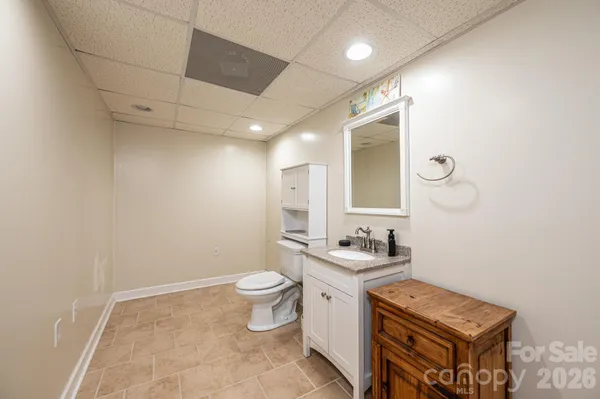 $590,000 | 2586 Henry Falls Drive, Hickory, NC 28602