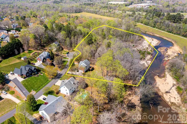 $590,000 | 2586 Henry Falls Drive, Hickory, NC 28602