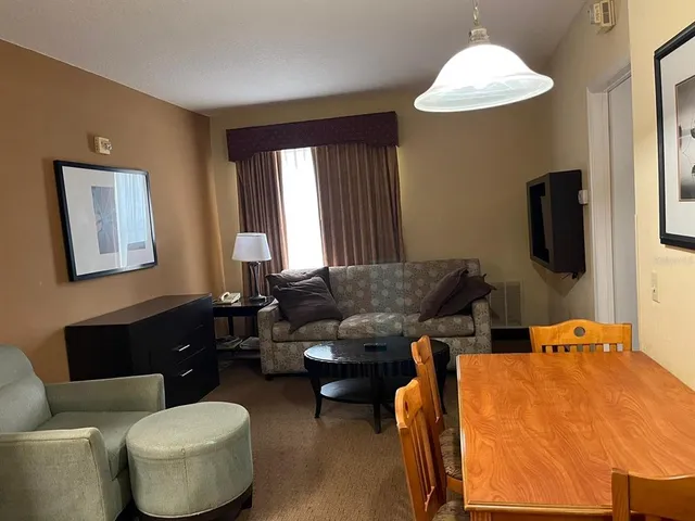 $1,450 | 7601 Canada Avenue, Unit 418, Orlando, FL 32819