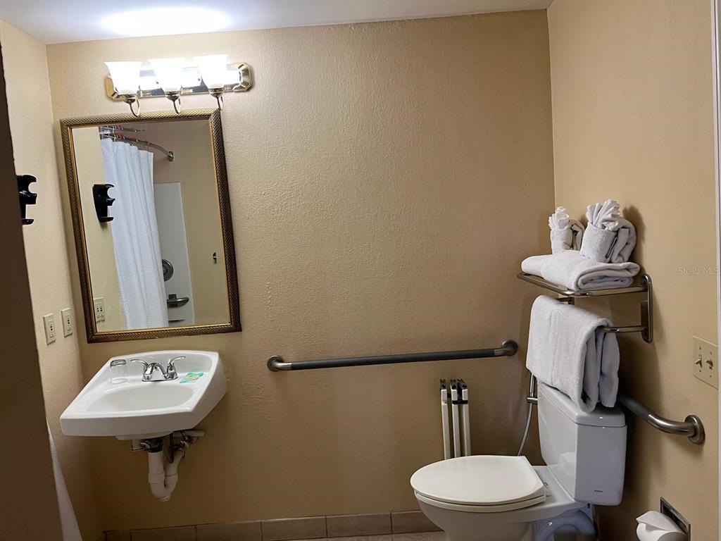 7601 Canada Avenue, Unit 418 Orlando, FL 32819 - Photo 6 of 17