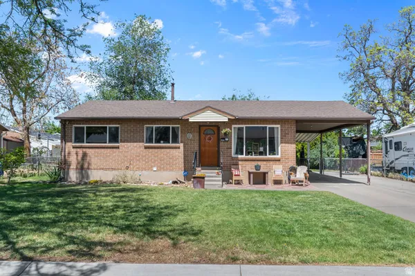 $525,000 | 9902 South Poppy Lane, Sandy, UT 84094