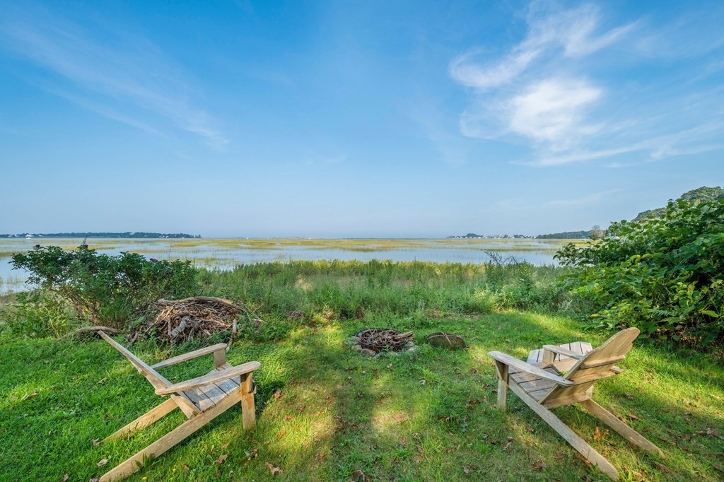 42 Damons Point Circle Marshfield, MA 02050 - Photo 15 of 21 a view of a city