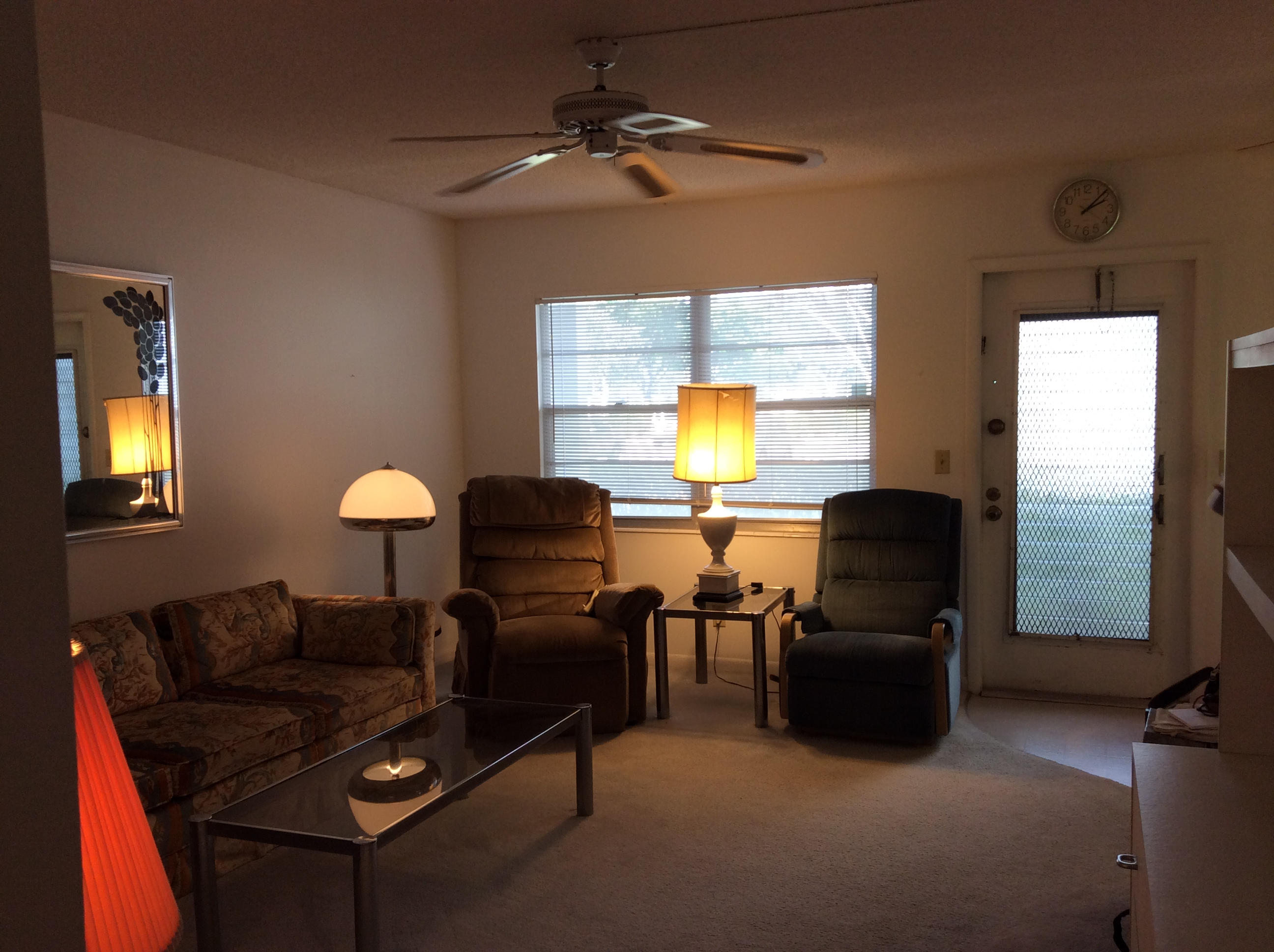 137 Mansfield D Boca Raton, FL 33434 - Photo 5 of 15 Living Room