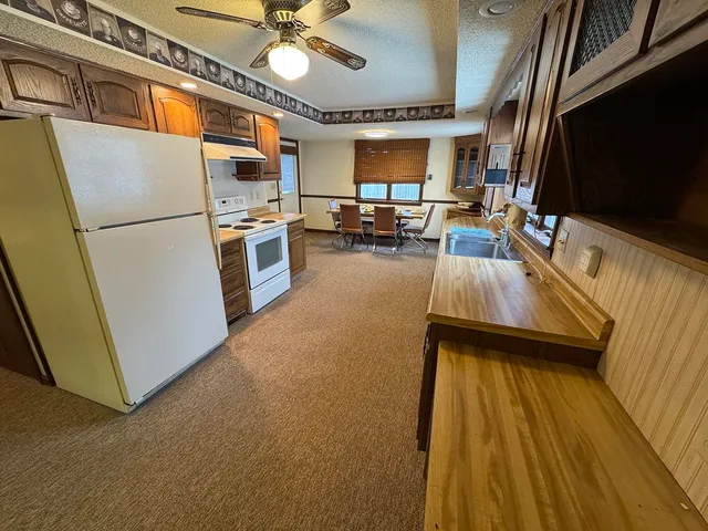 $165,000 | 326 South School Drive, Lanark, IL 61046