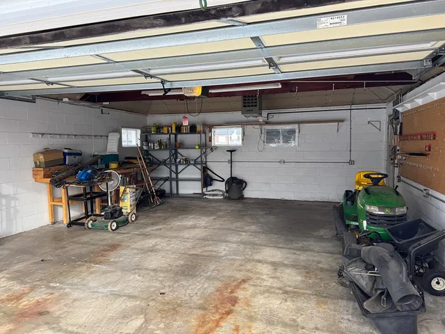 $165,000 | 326 South School Drive, Lanark, IL 61046