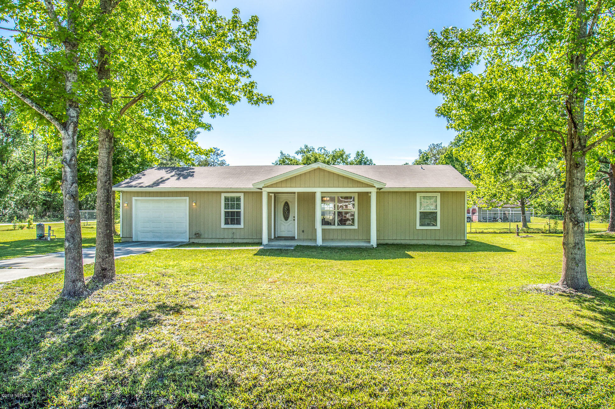 44135 Quail Ridge Avenue East Callahan, FL 32011 - Photo 1 of 15 Front View