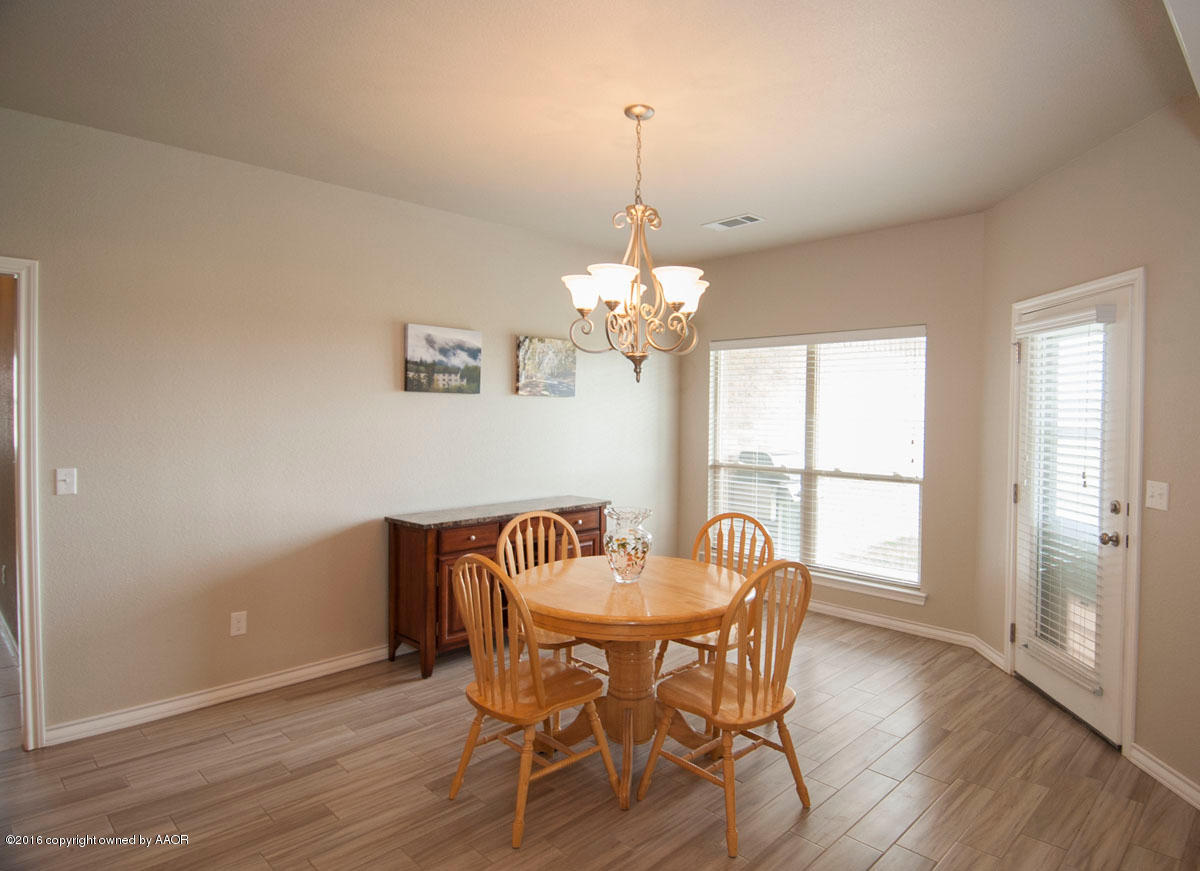1601 Rock Creek Road Amarillo, TX 79124 - Photo 14 of 46 BREAKFAST NOOK VIEW 2