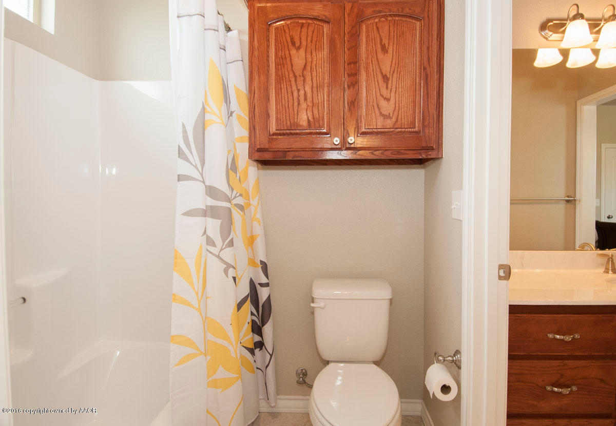 1601 Rock Creek Road Amarillo, TX 79124 - Photo 30 of 46 BATHROOM 2 VIEW 3