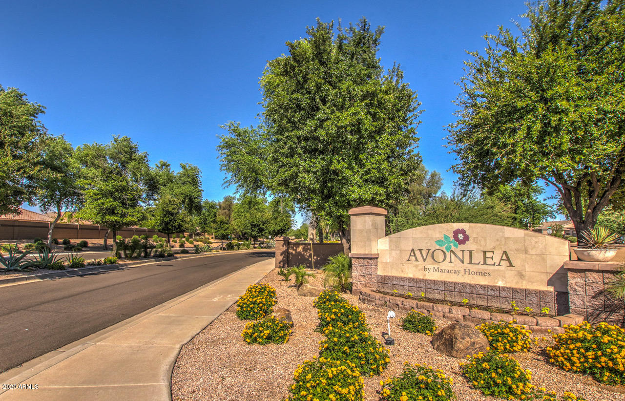 Avonlea Sign - North