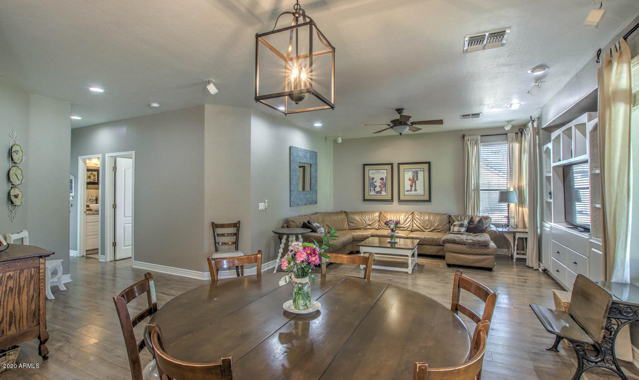 2979 South Martingale Road Gilbert, AZ 85295 - Photo 15 of 52 Breakfast Nook and Family Room - NW