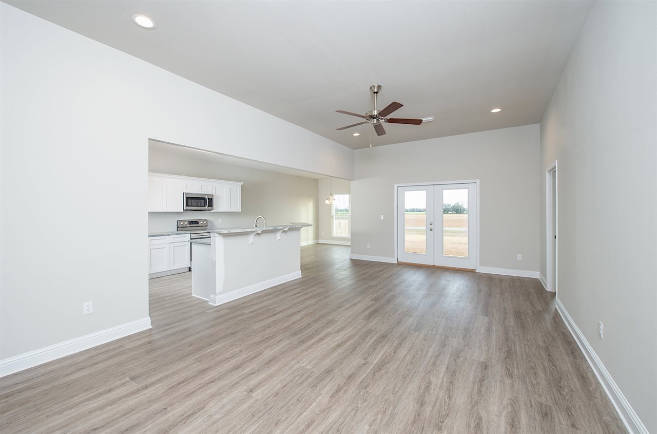 16936 Prado Loop Loxley, AL 36551 - Photo 9 of 33 Living Room