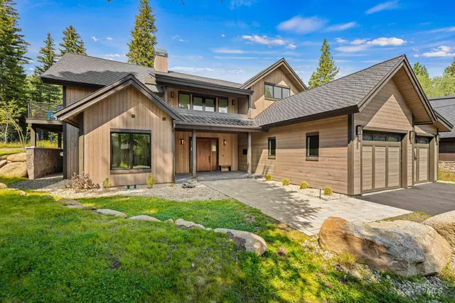 $2,545,000 | 100 Sugarloaf Place, Donnelly, ID 83615