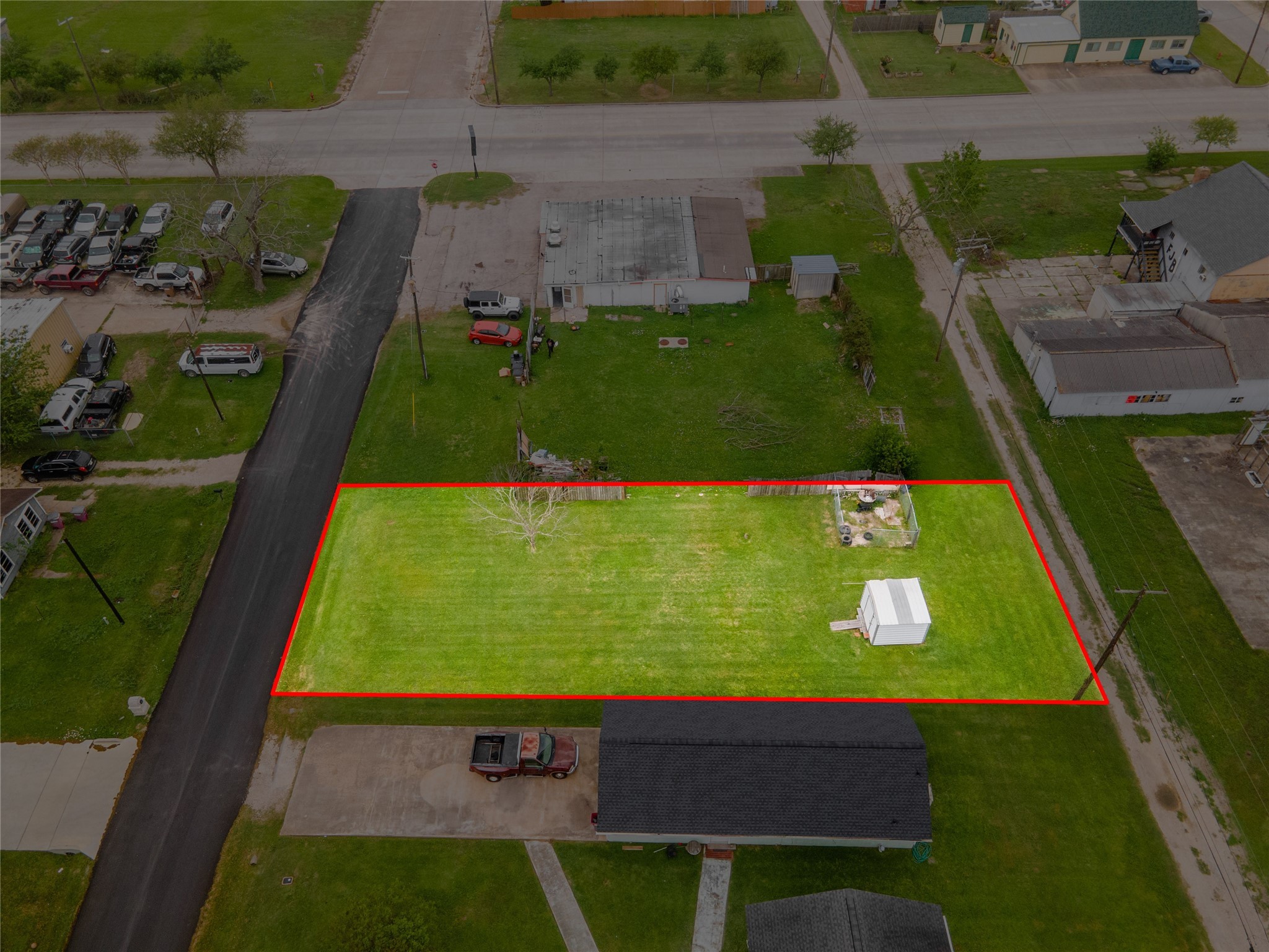 414 South Avenue B Freeport, TX 77541 - Photo 5 of 14 an aerial view of a pool