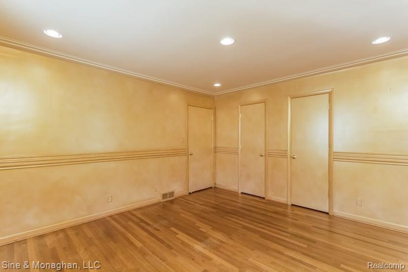 21 Hawthorne Road Grosse Pointe, MI 48236 - Photo 29 of 80 025-Bedroom-2094154-small.jpg