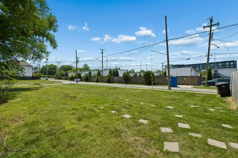 $300,000 | 4024 Delaware Avenue, Nashville, TN 37209