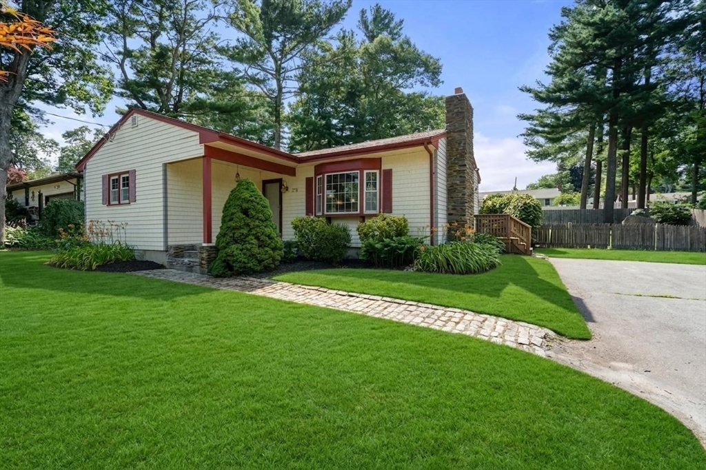 375 Middle Road Acushnet, MA 02743 - Photo 1 of 29
