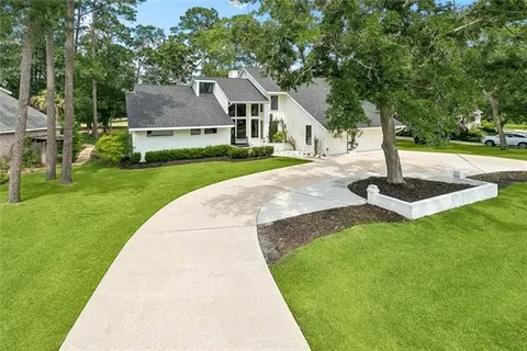 $874,000 | 237 Evangeline Drive, Mandeville, LA 70471