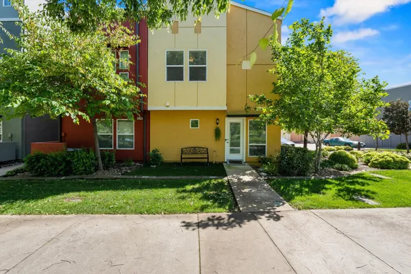 $449,900 | 10938 Tower Park Drive, Rancho Cordova, CA 95670