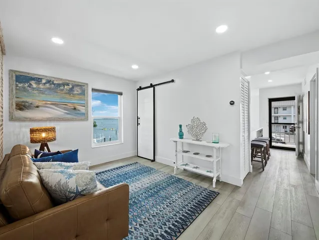 $599,000 | 3320 Gulf Of Mexico Drive, Unit 208C, Longboat Key, FL 34228