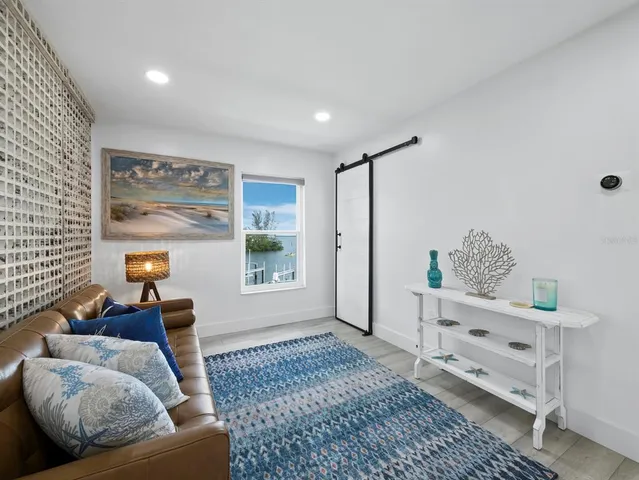 $599,000 | 3320 Gulf Of Mexico Drive, Unit 208C, Longboat Key, FL 34228