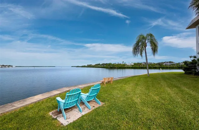 $599,000 | 3320 Gulf Of Mexico Drive, Unit 208C, Longboat Key, FL 34228