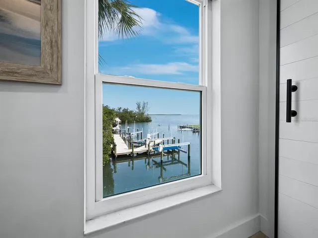 $599,000 | 3320 Gulf Of Mexico Drive, Unit 208C, Longboat Key, FL 34228