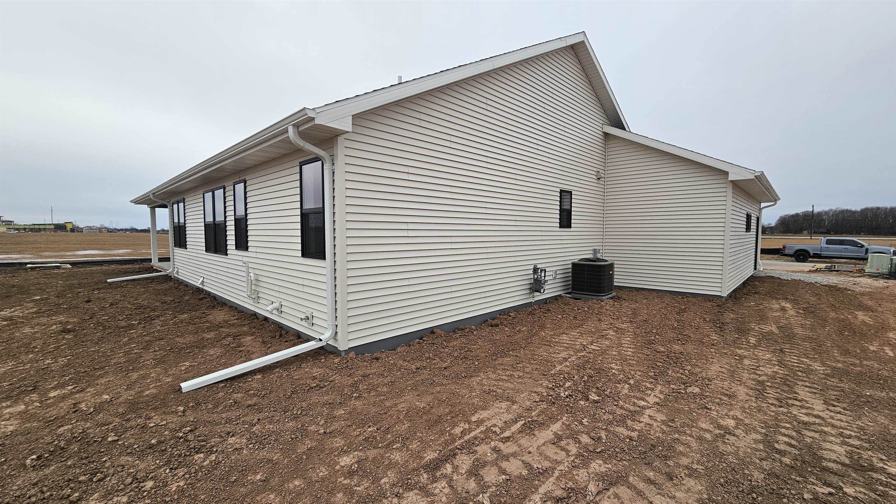 N9208 West Homestead Drive Appleton, WI 54915 - Photo 6 of 30