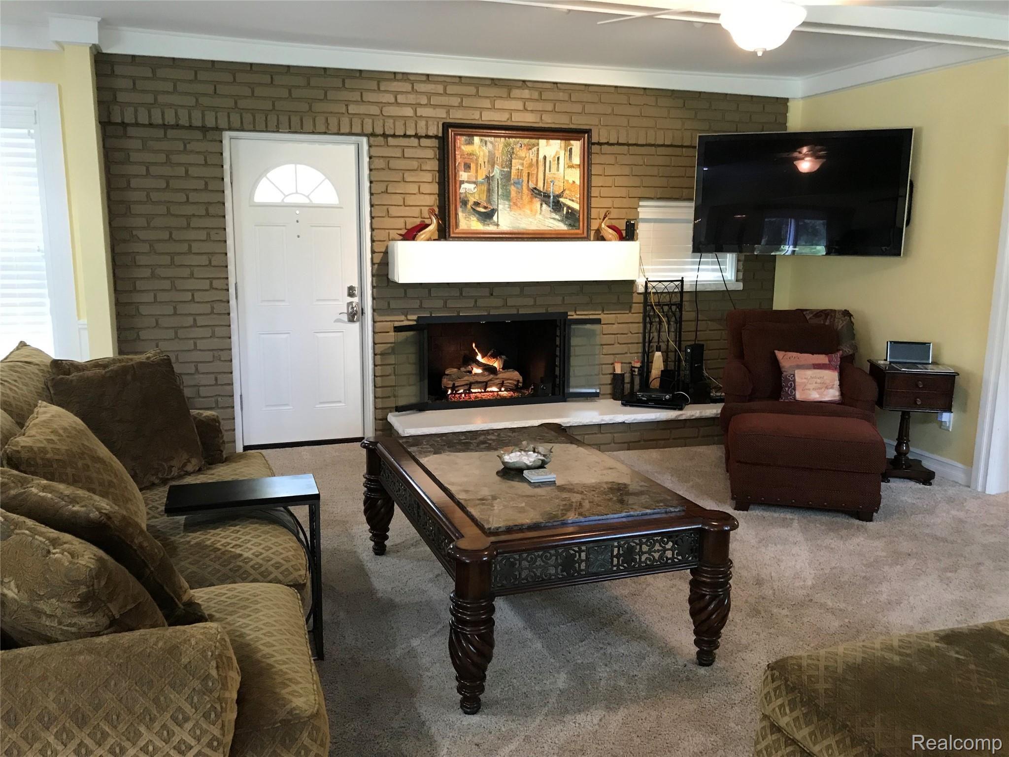 4140 West Marr Road Howell, MI 48855 - Photo 19 of 42 IMG_3641.jpg