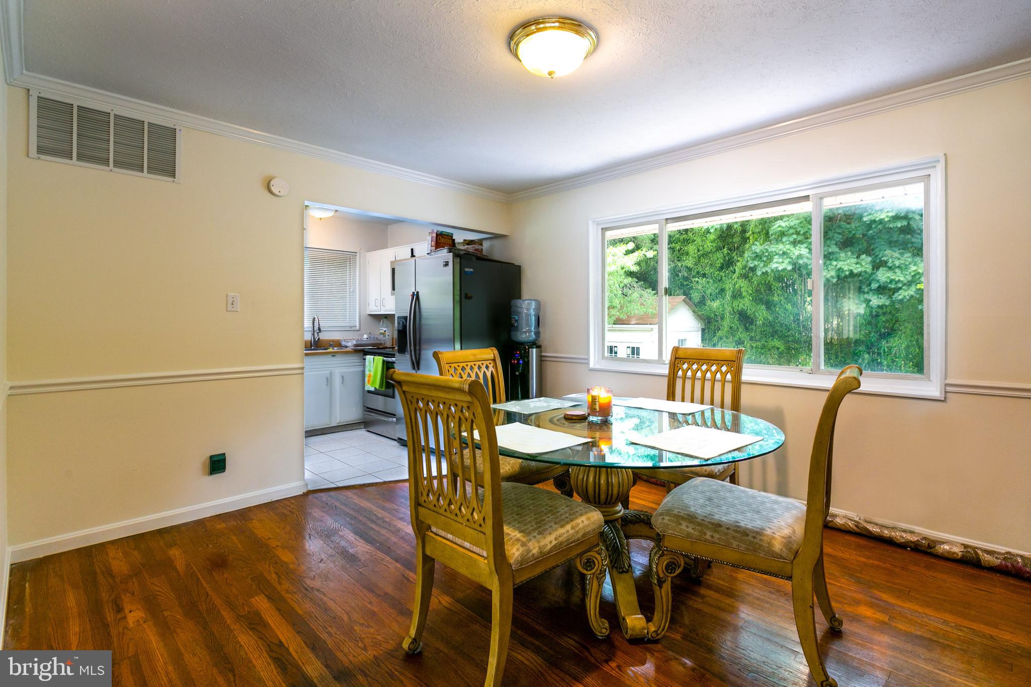 5408 Heming Avenue Springfield, VA 22151 - Photo 6 of 27