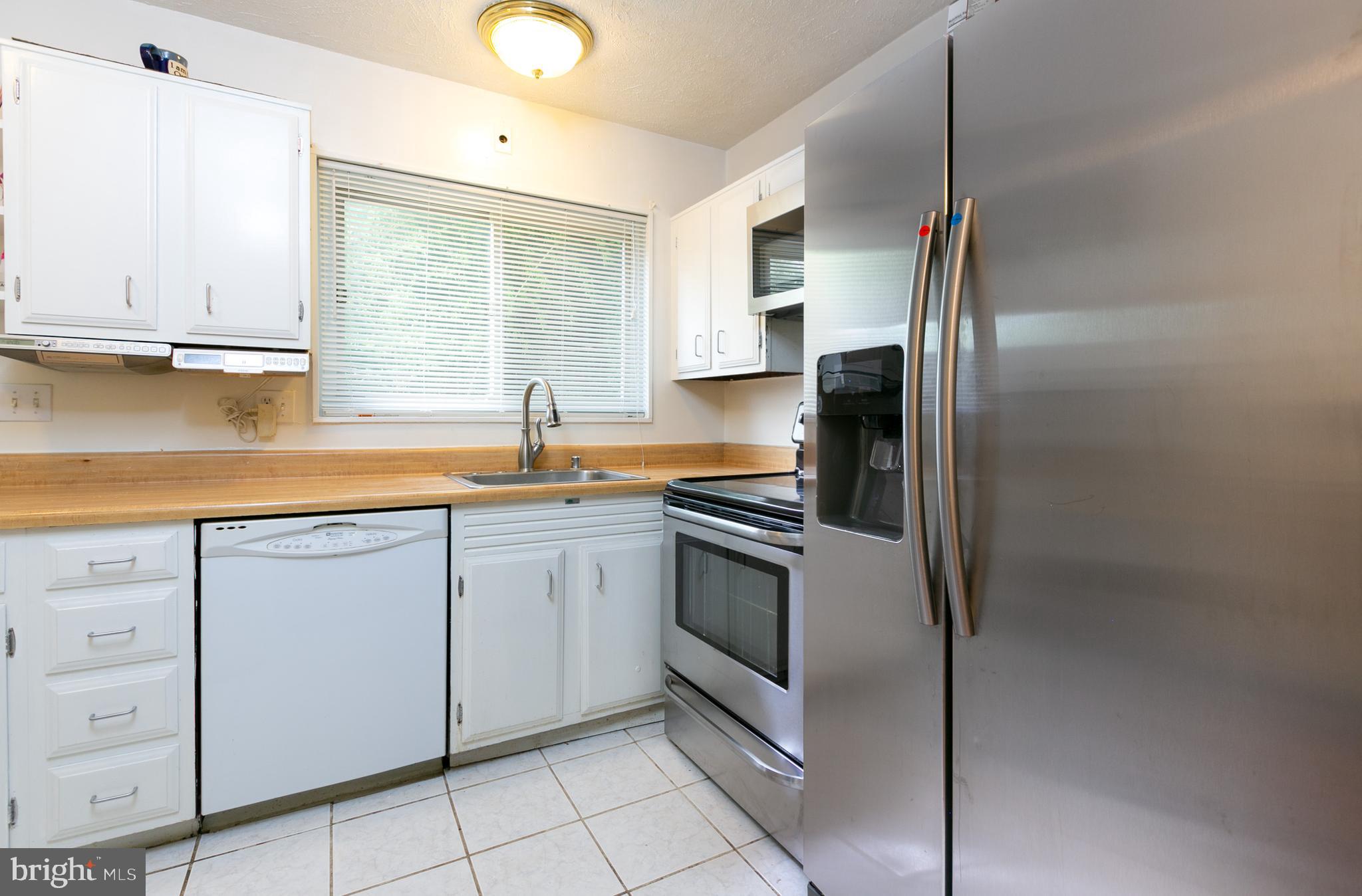 5408 Heming Avenue Springfield, VA 22151 - Photo 9 of 27