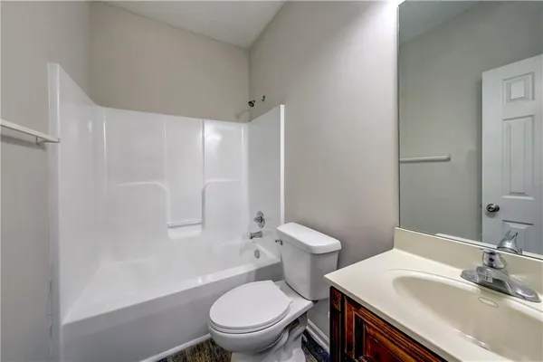 $250,000 | 3301 North 103rd Terrace, Kansas City, KS 66109
