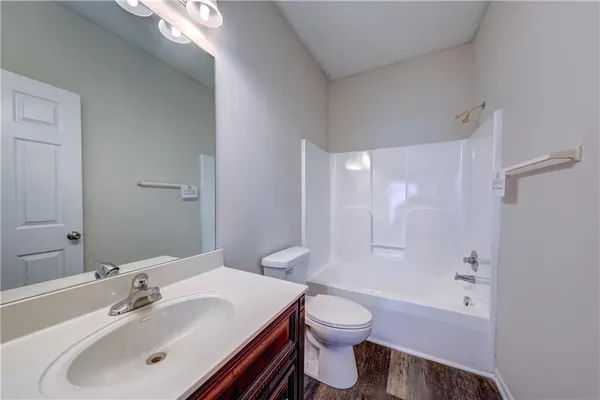$250,000 | 3301 North 103rd Terrace, Kansas City, KS 66109