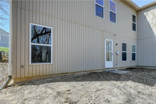 $250,000 | 3301 North 103rd Terrace, Kansas City, KS 66109