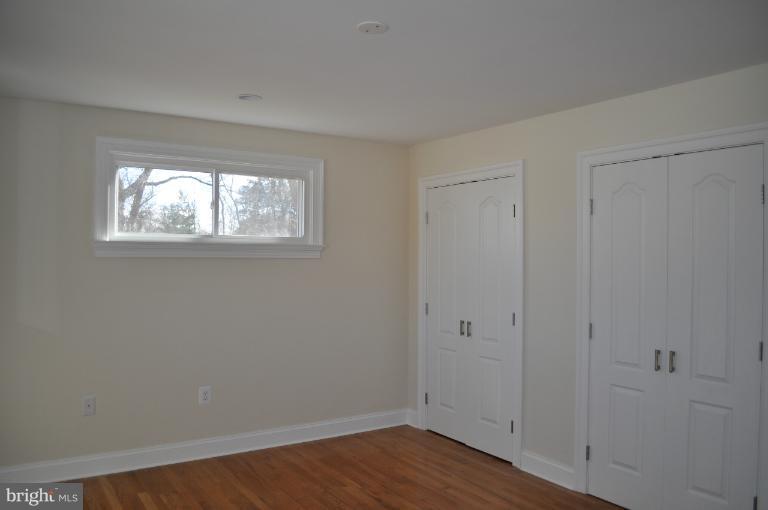 511 East Indian Spring Drive Silver Spring, MD 20901 - Photo 9 of 29 Bedroom (Master)
