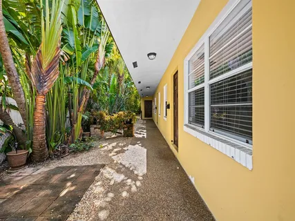 $1,299,000 | 1640 Northeast 4th Place, Fort Lauderdale, FL 33301