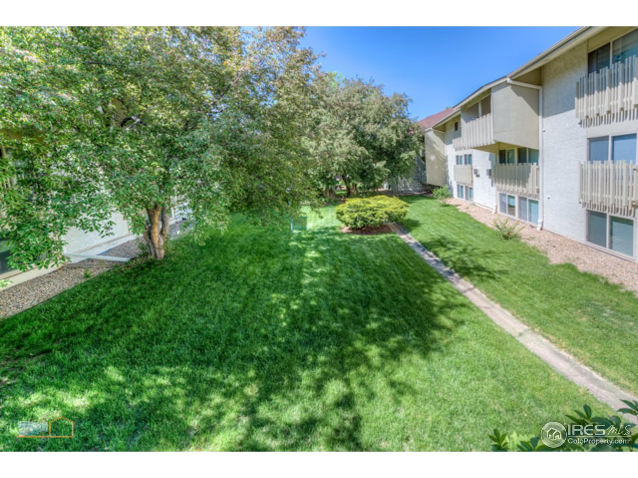 2707 Valmont Road, Unit 306A Boulder, CO 80304 - Photo 24 of 25 a view of a back yard