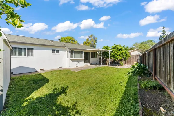 $445,000 | 1463 Quail Drive, Fairfield, CA 94533