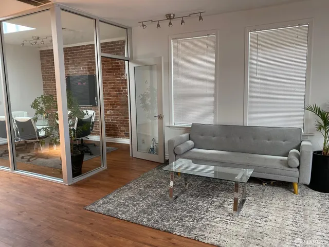 $2,700,000 | 1042 Kearny Street, San Francisco, CA 94133