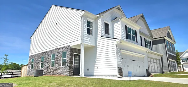 $2,300 | 89 Sepia Oak Drive, Newnan, GA 30263