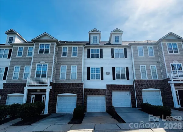$1,500 | 6321 Park Creek Drive, Charlotte, NC 28262
