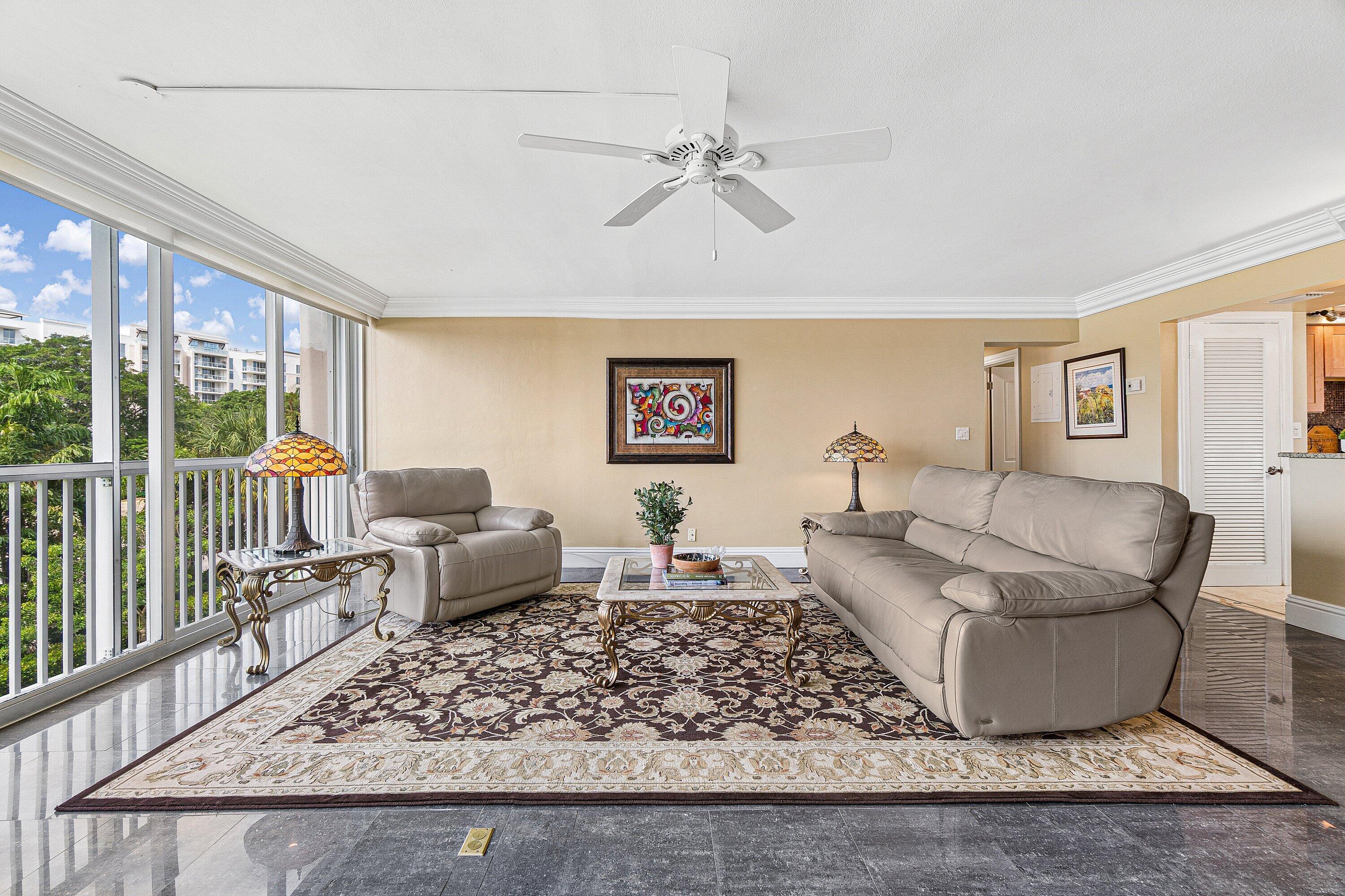 300 East Royal Palm Road, Unit 350 Boca Raton, FL 33432 - Photo 7 of 29 Living Room