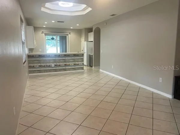 $2,450 | 1457 Daryl Drive, Sarasota, FL 34232