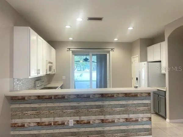 $2,450 | 1457 Daryl Drive, Sarasota, FL 34232