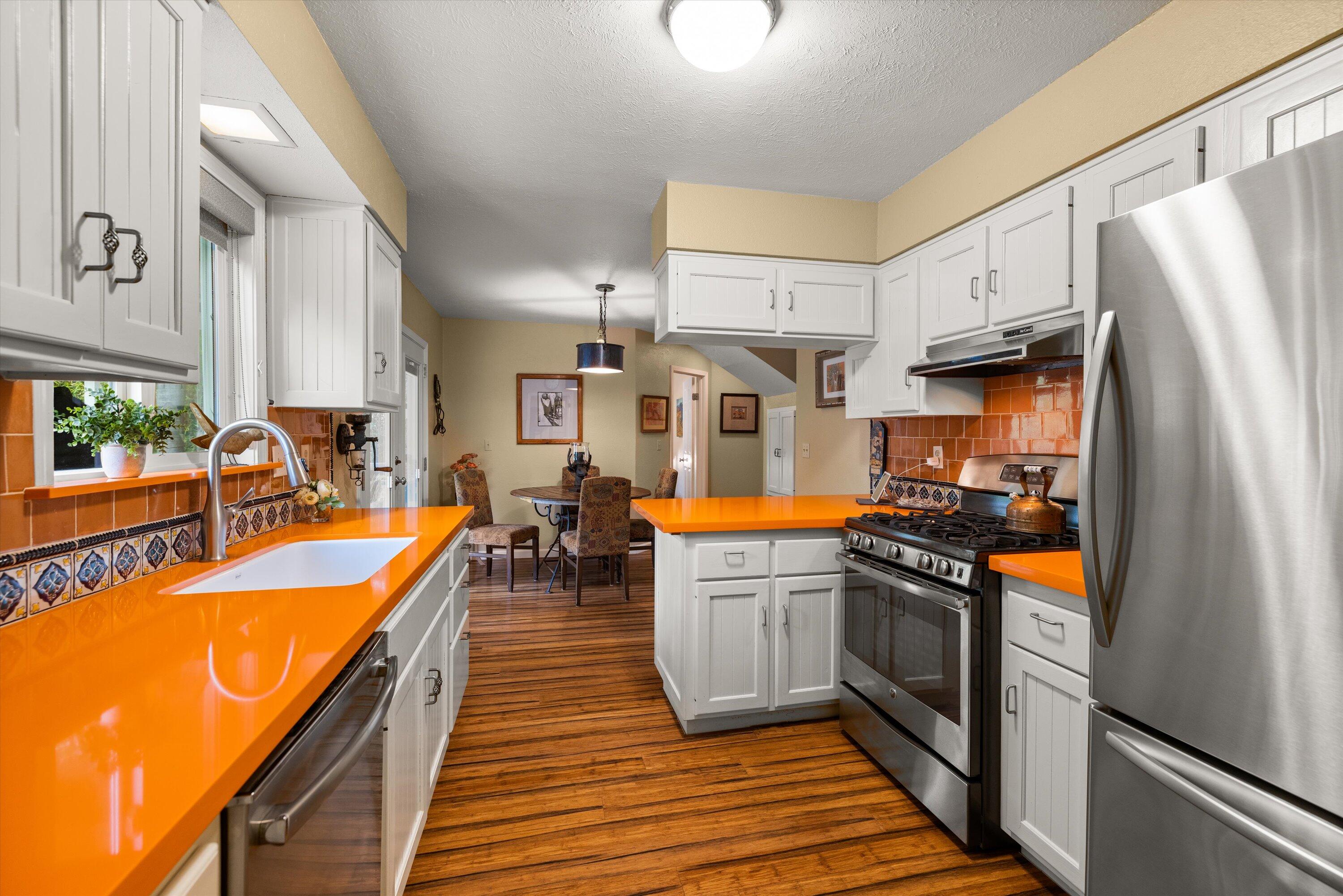 727 Oso Road Ojai, CA 93023 - Photo 12 of 42 09-7L5A9488