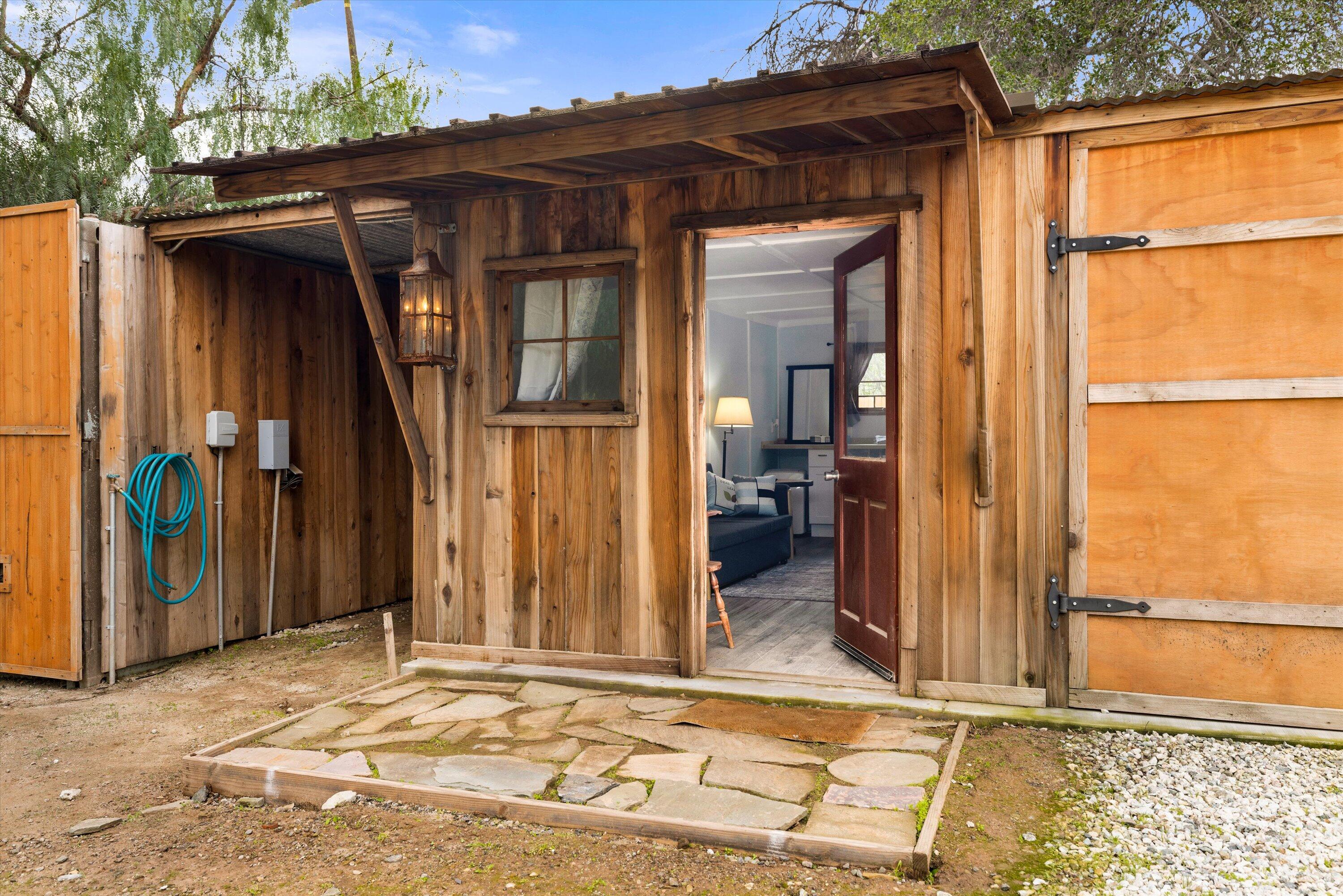 727 Oso Road Ojai, CA 93023 - Photo 29 of 42 36-7L5A9375