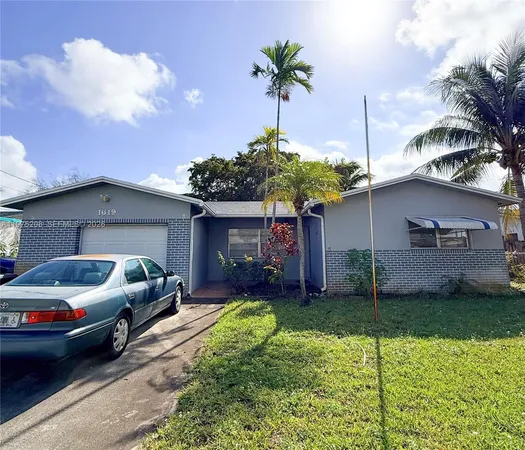 $1,350 | 1619 North 29th Court, Hollywood, FL 33020